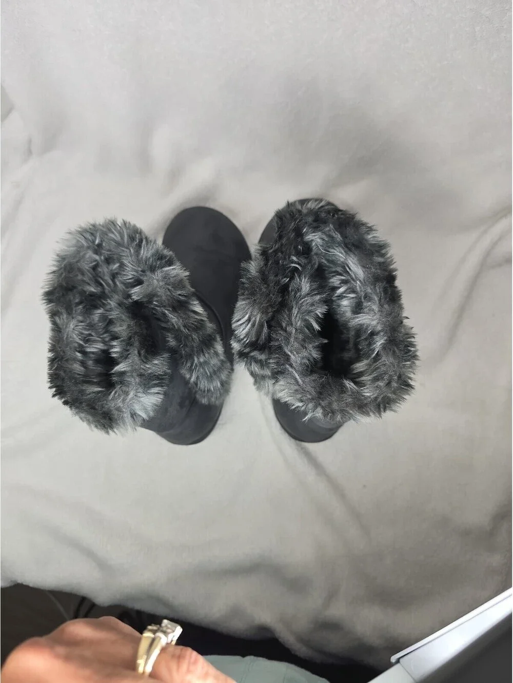Vionic Fairfax Boots Dark Gray Furry Cozy Women's 7M Slip On NEW $149